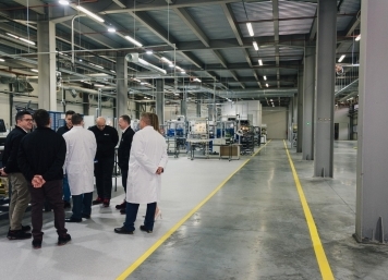 Кметът Пенчо Милков посети производствената база на немската компания „Еберспехер“
