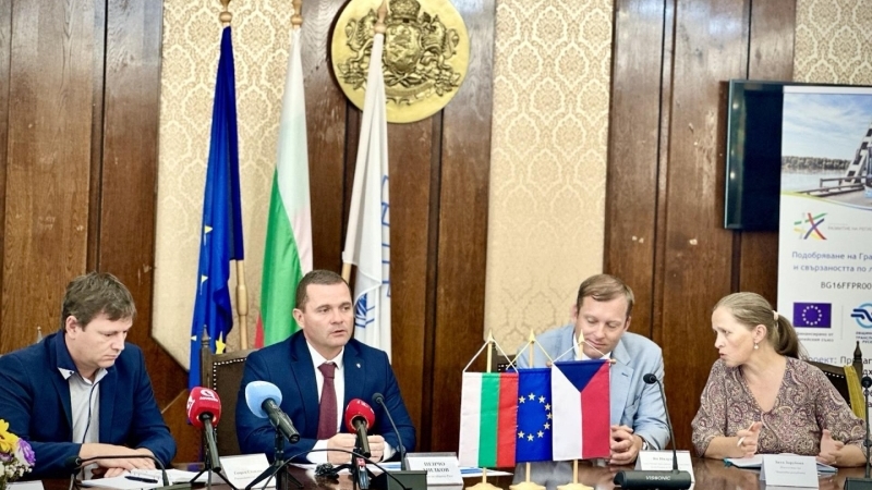 Русе и Гюргево развиват трансграничната свързаност с нова електрическа автобусна линия