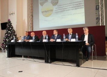 Министърът на транспорта Николай Събев: Русе ще има летище